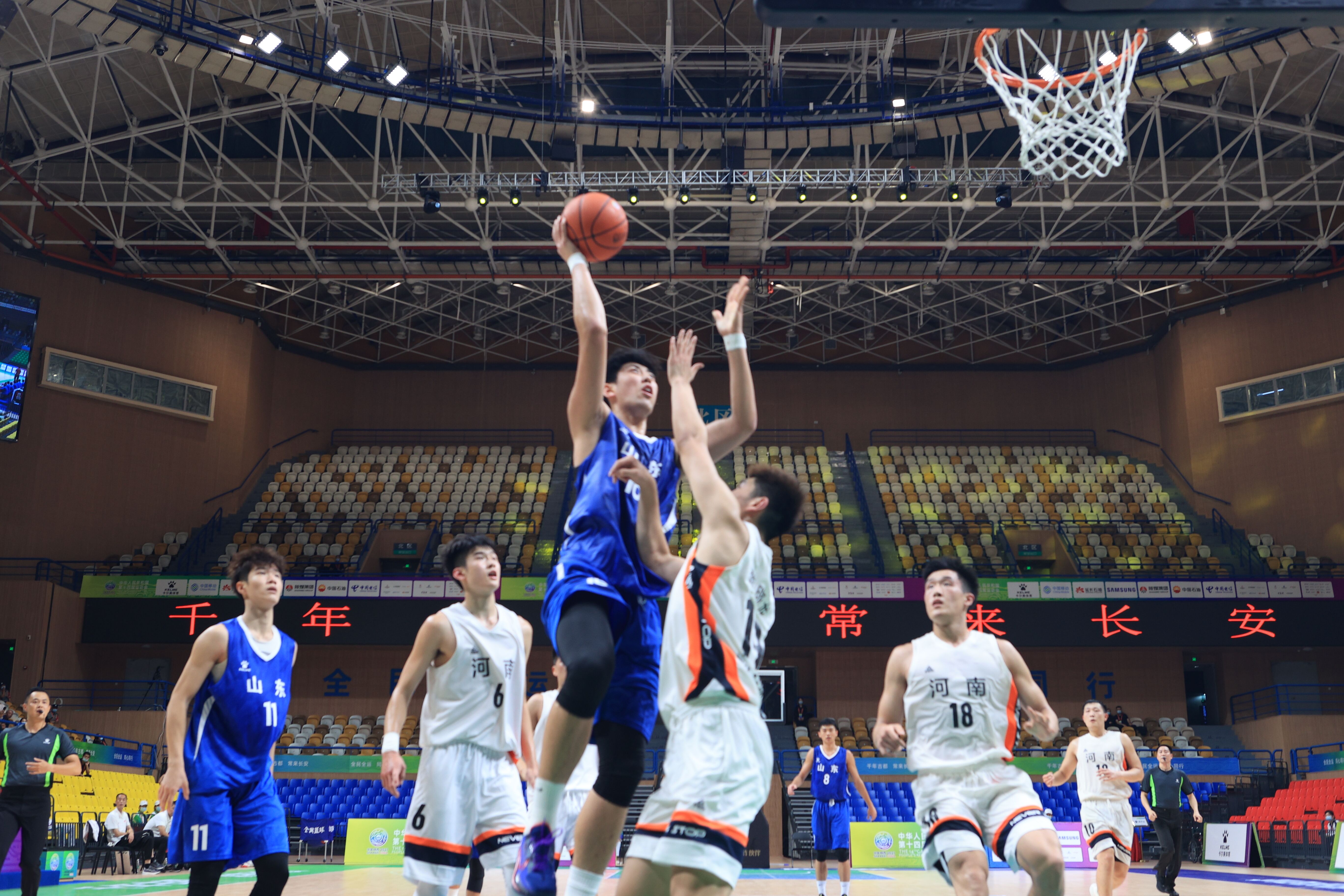 在足球的赛 在足球的赛